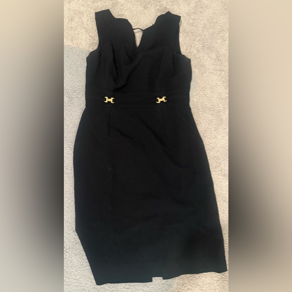Tahari Elegant Black Sleeveless Dress